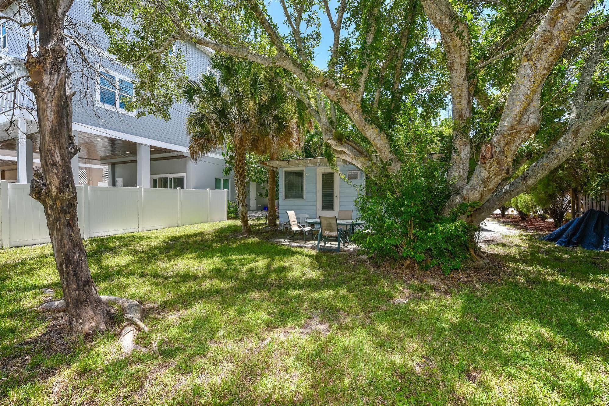 Banana Cabana By Beachside Management Siesta Key Exterior photo